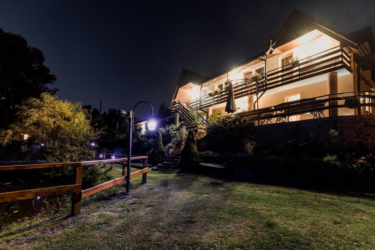Villa Wypoczynek U Piotra à Susiec Extérieur photo