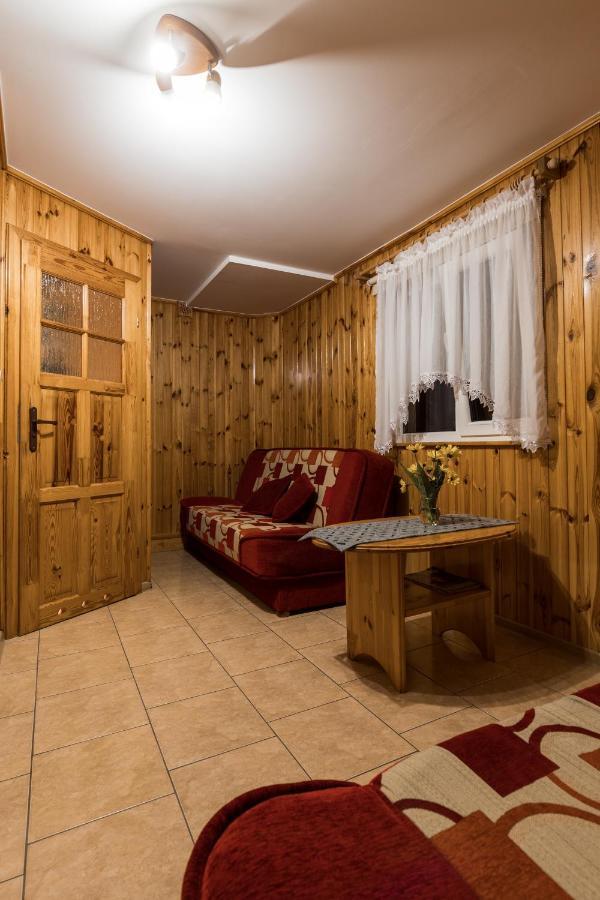 Villa Wypoczynek U Piotra à Susiec Extérieur photo